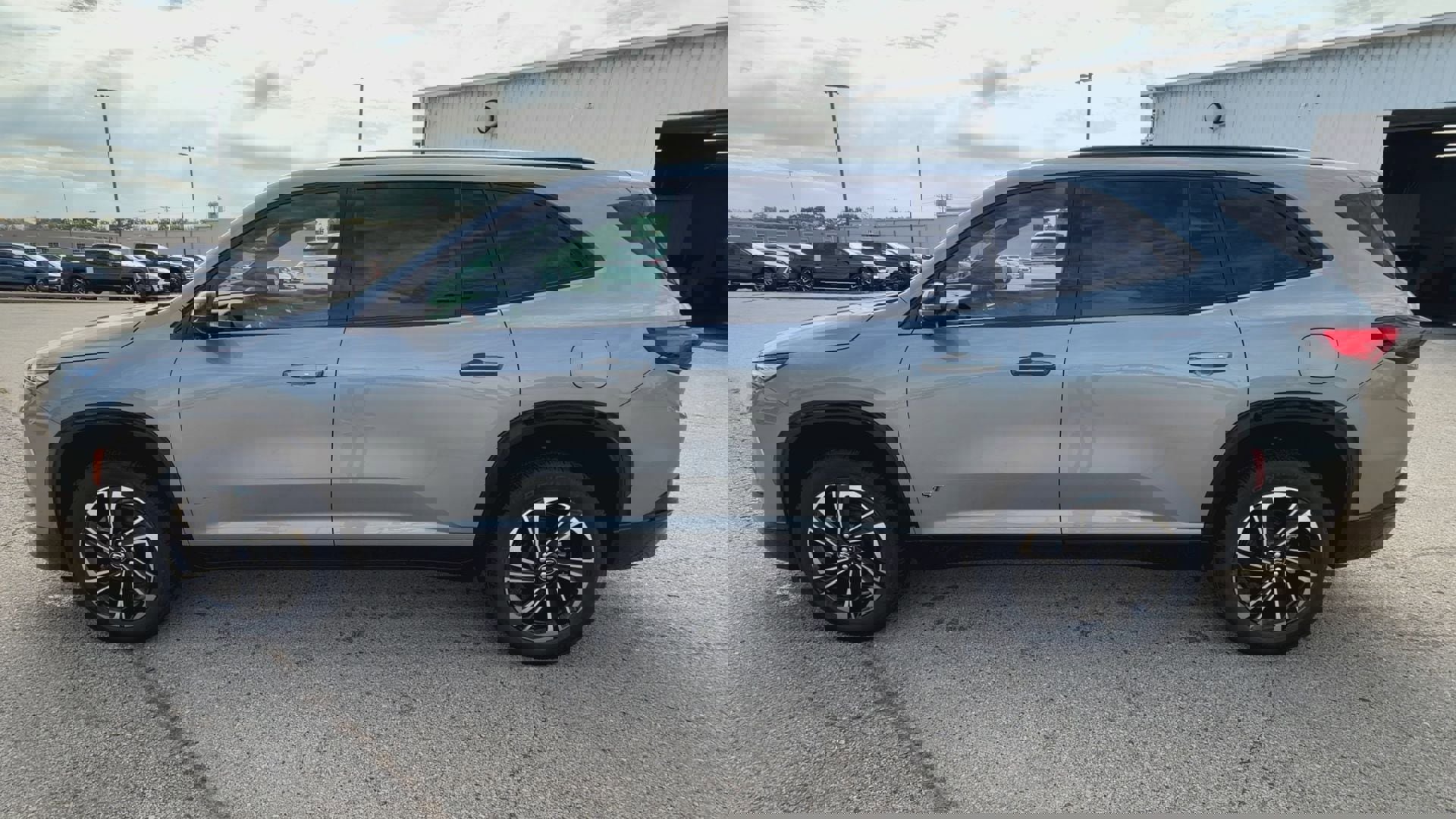 New 2026 Buick Enclave Sport Touring w/ Power Package image 5