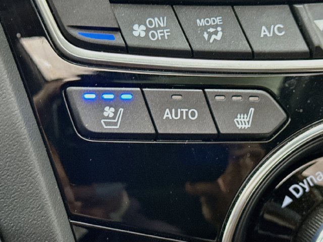 Used 2025 Acura RDX w/ Advance Package AWD/4WD image 21