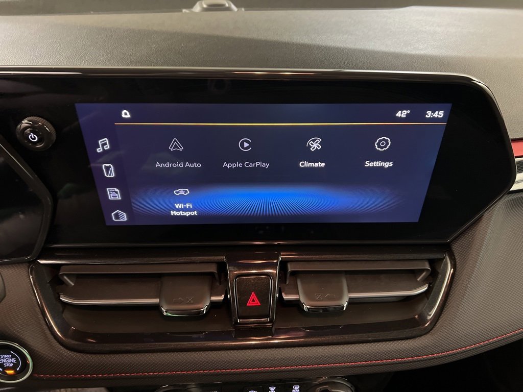 Used 2025 Chevrolet TrailBlazer RS w/ Convenience Package image 9