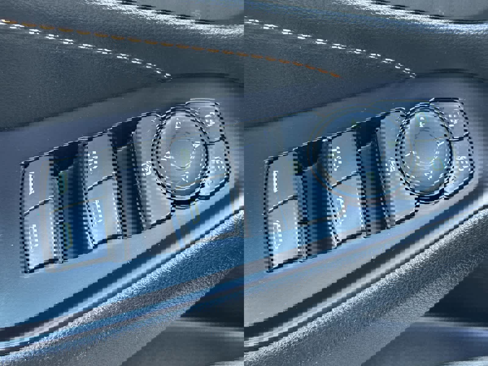 Used 2019 Chevrolet Traverse LT image 11