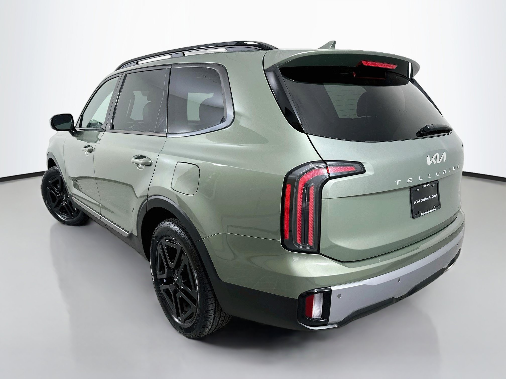 Used 2023 Kia Telluride SX X-Line AWD/4WD image 5