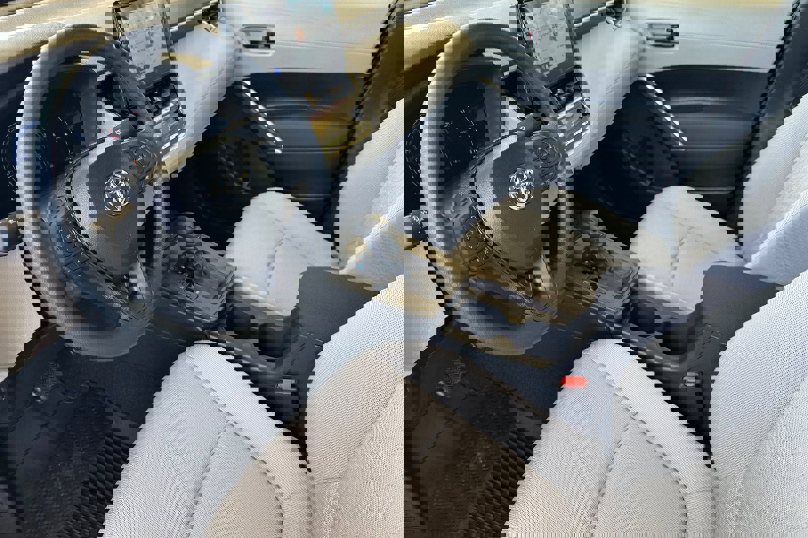 New 2026 Toyota Corolla Cross L image 11