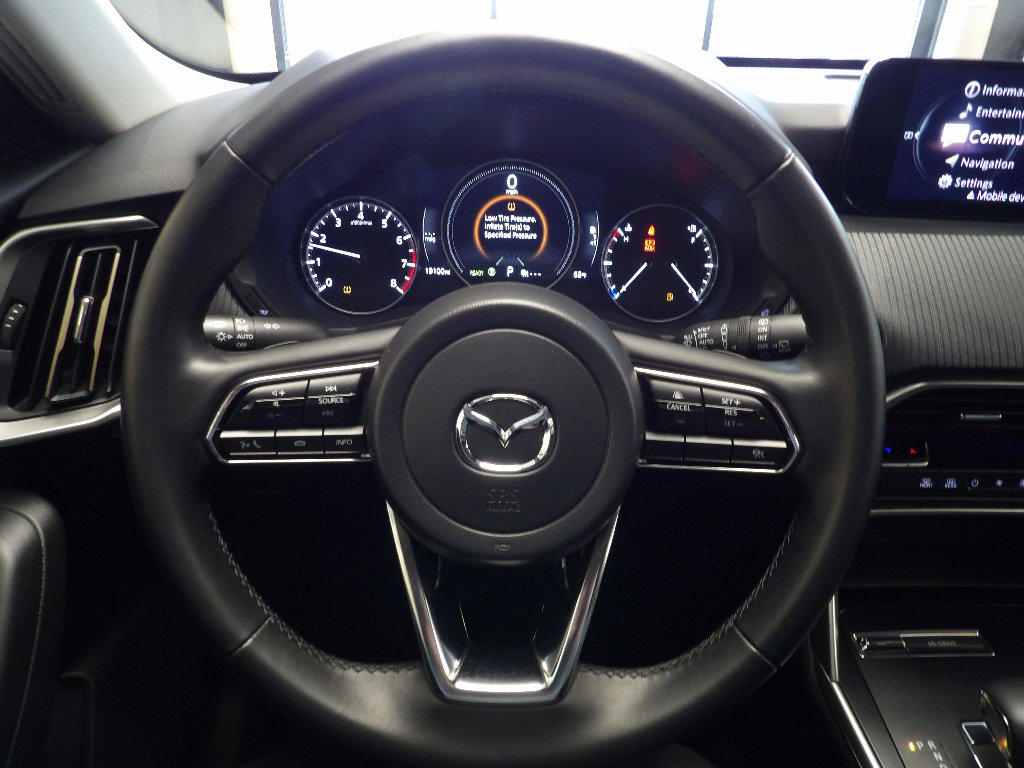 Used 2024 MAZDA CX-90 3.3 Turbo w/ Select Package image 29