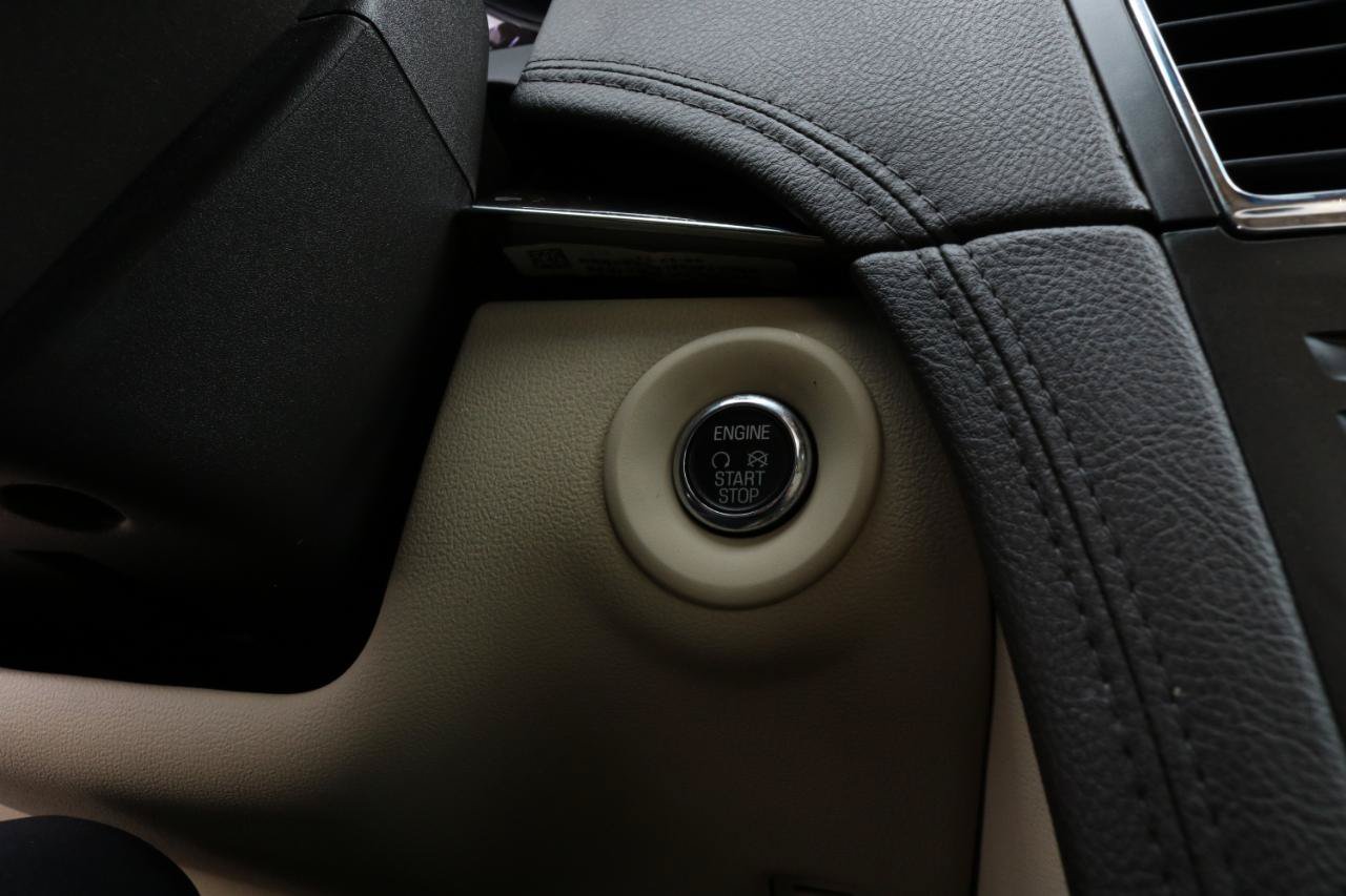 Used 2019 Lincoln MKT AWD image 33