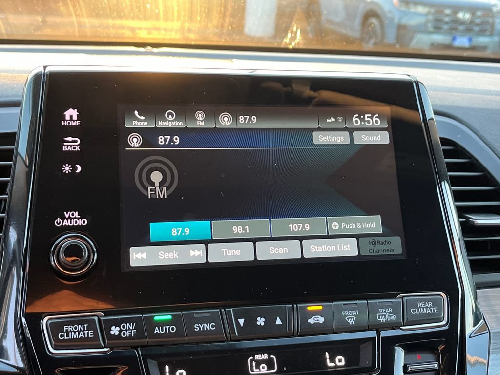 Used 2023 Honda Odyssey Elite image 34
