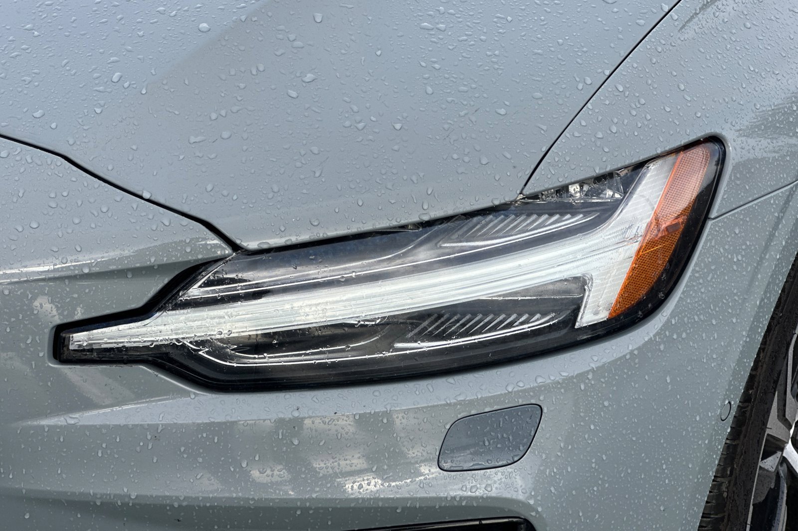 Used 2024 Volvo S60 B5 Plus image 51