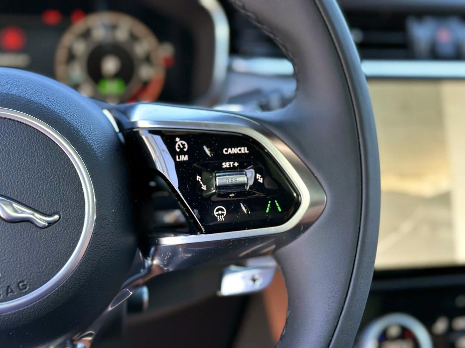 New 2026 Jaguar F-PACE R-Dynamic S AWD/4WD image 22
