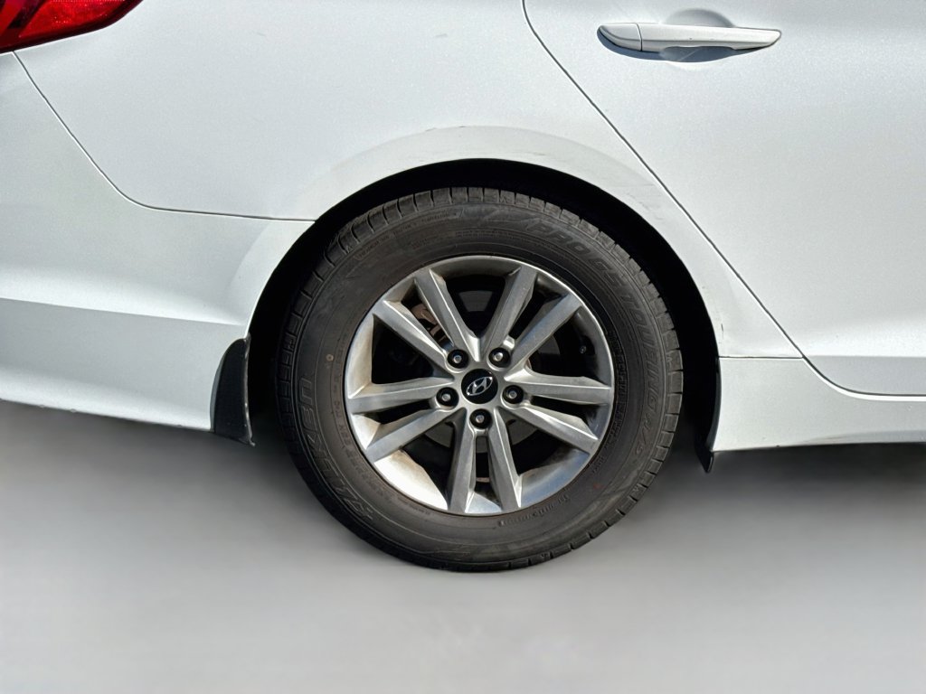 Used 2016 Hyundai Sonata SE FWD image 41