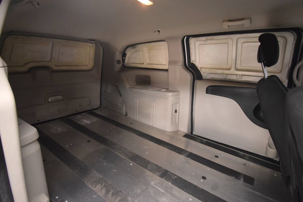 Used 2012 RAM C/V w/ Trailer Tow Group FWD image 18