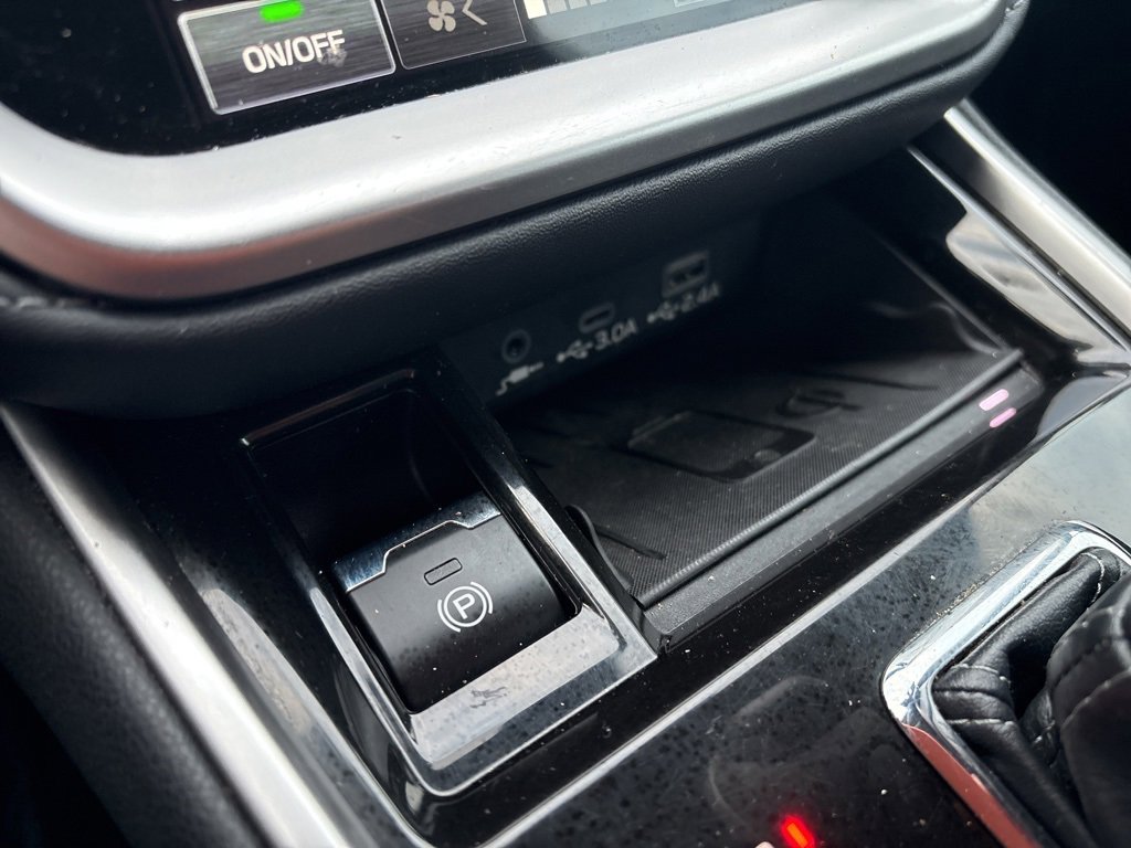 Used 2023 Subaru Outback Limited image 23