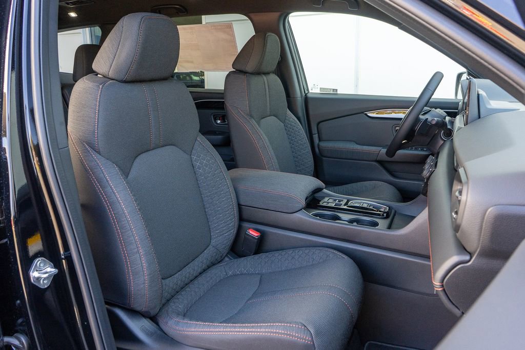 New 2026 Honda Pilot Sport image 17