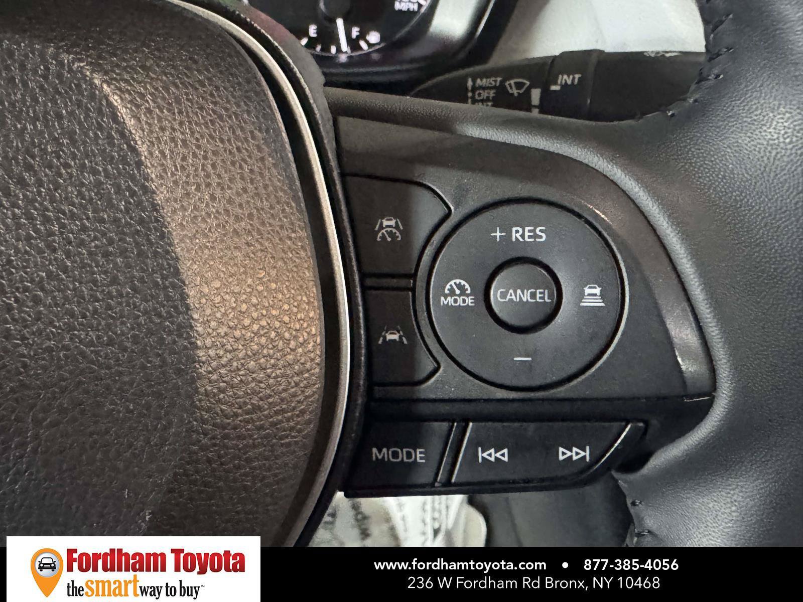 Used 2024 Toyota Corolla SE w/ SE Package AWD/4WD image 22