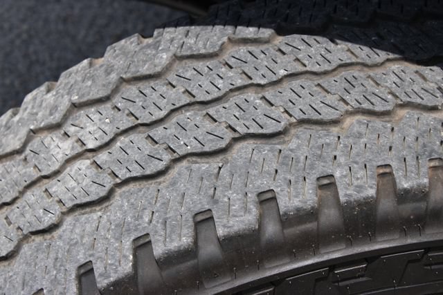 Used 2022 Ford F350 Platinum w/ Tremor Off-Road Package AWD/4WD image 34