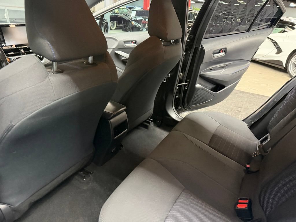 Used 2022 Toyota Corolla SE FWD image 36