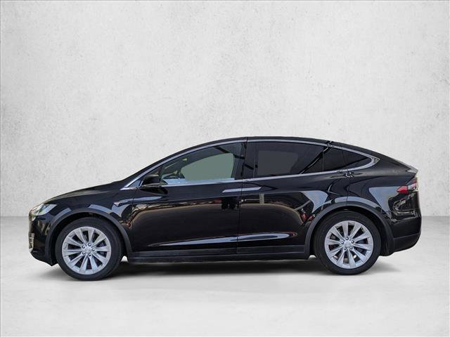 Used 2018 Tesla Model X 75D image 10