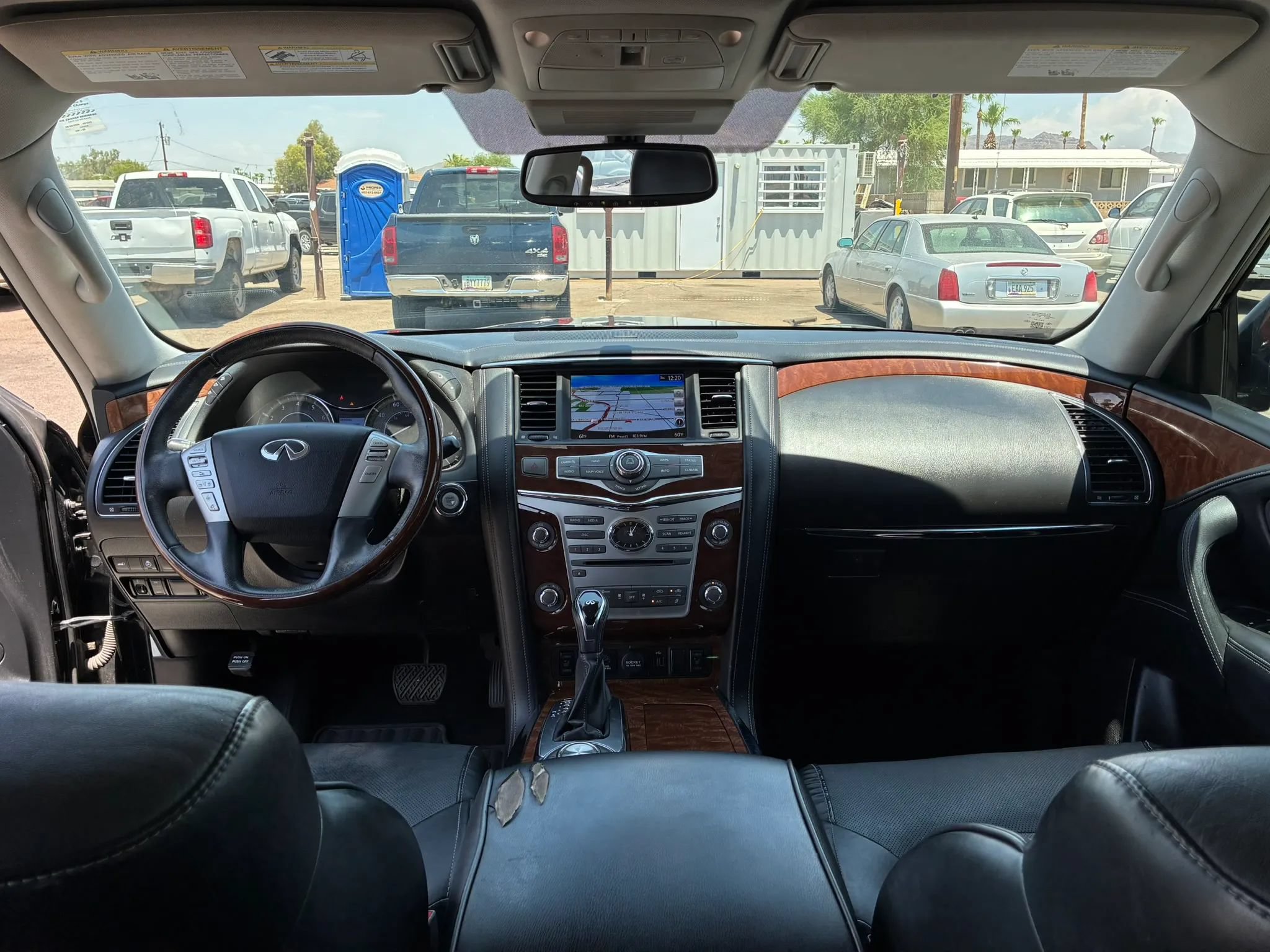 Used 2019 INFINITI QX80 Luxe w/ All-Season Package AWD/4WD image 22