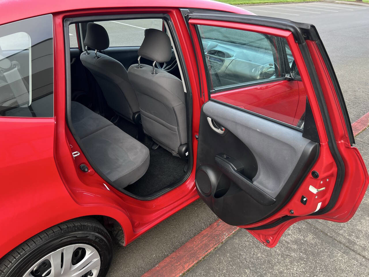 Used 2011 Honda Fit image 9