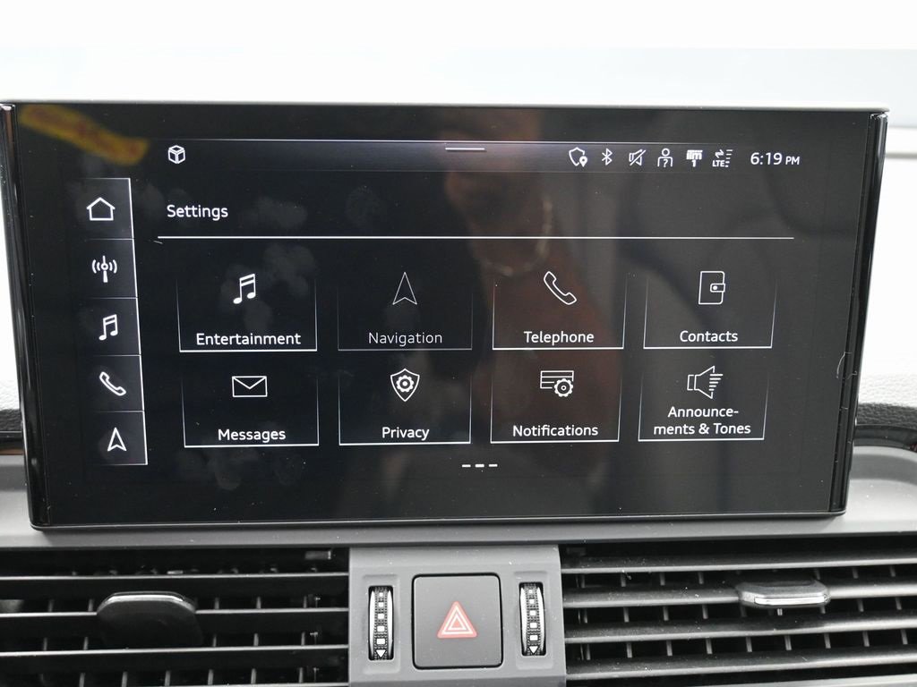 Used 2024 Audi Q5 2.0T Premium w/ Convenience Package image 26