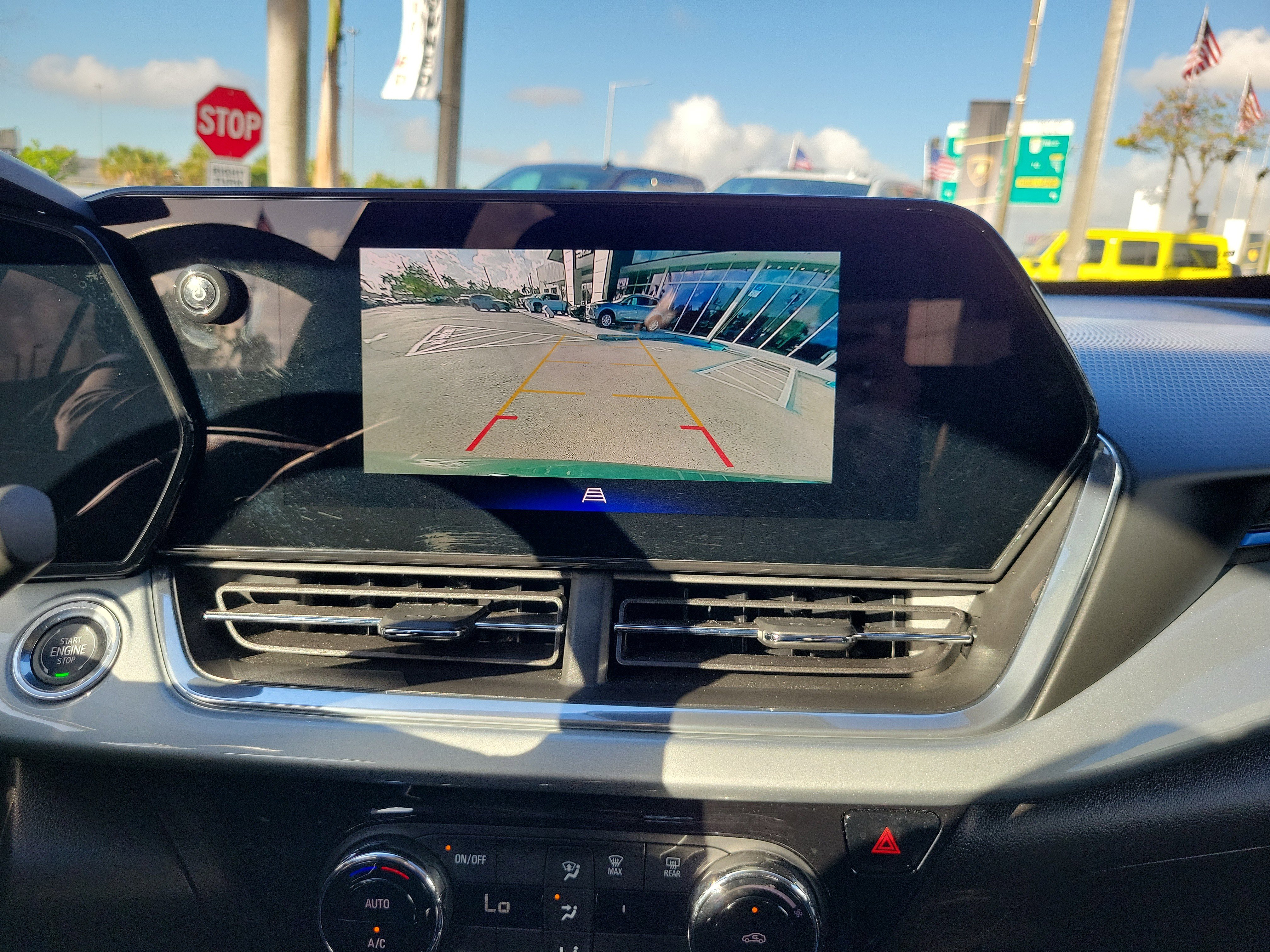 Used 2025 Chevrolet Trax LT image 10