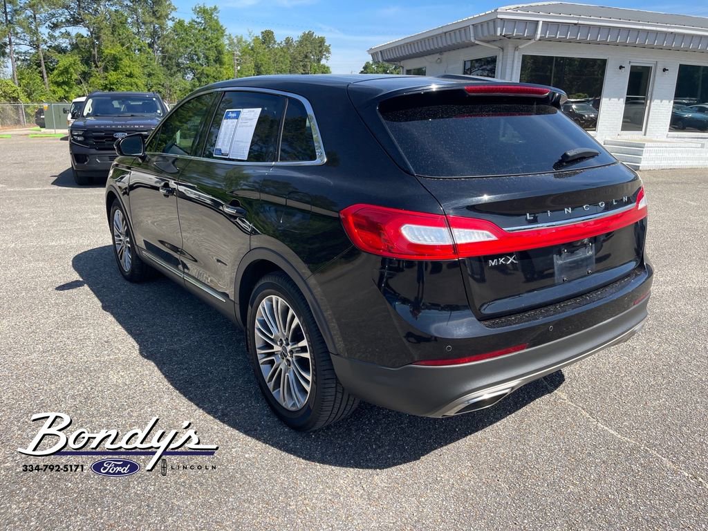 Used 2018 Lincoln MKX Reserve FWD image 12