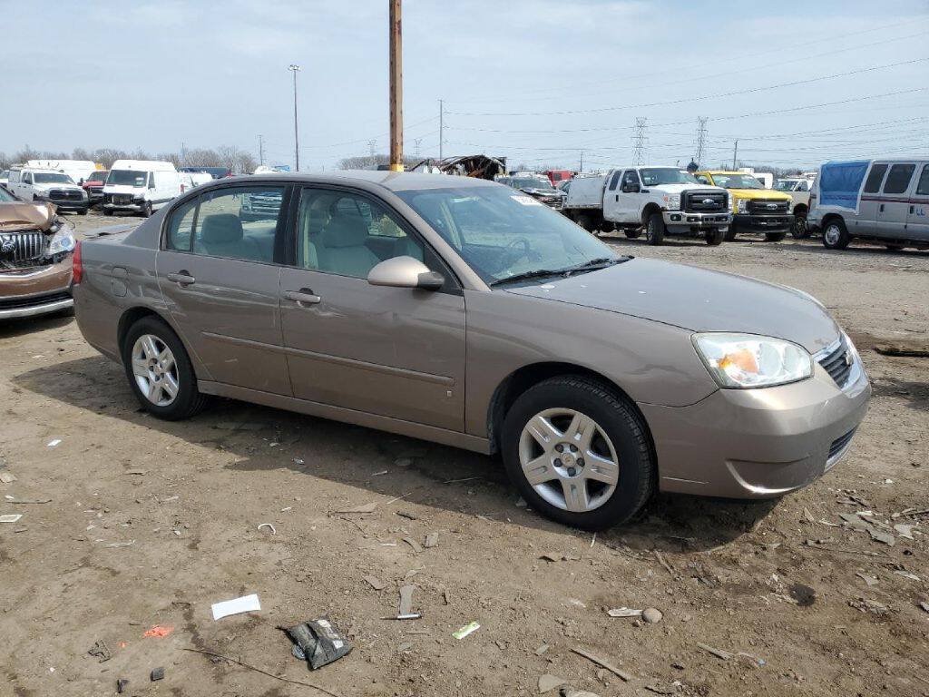 Used 2007 Chevrolet Malibu LT w/ Front Seating Package FWD image 3