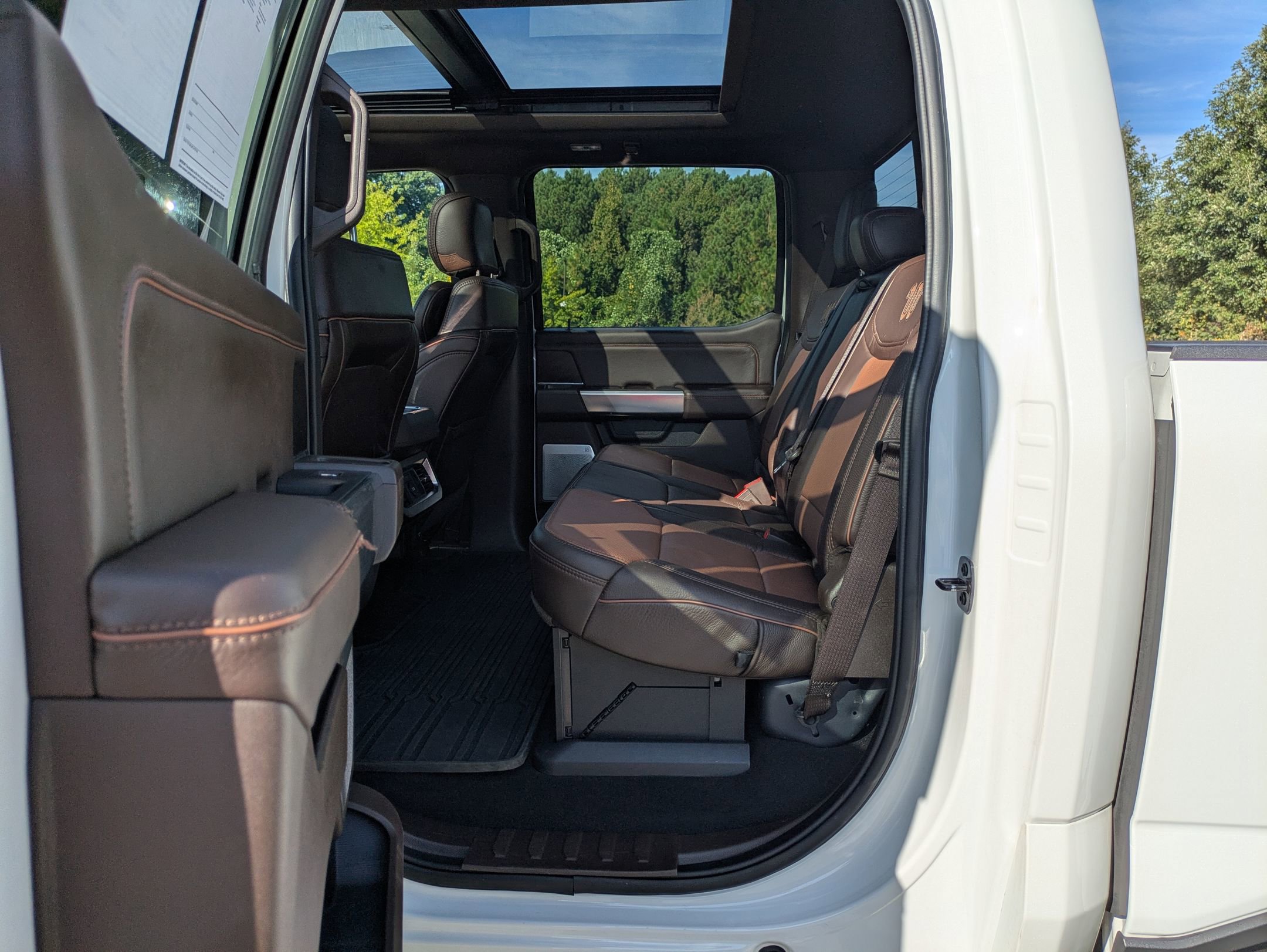 Certified 2024 Ford F450 King Ranch w/ Chrome Package image 30