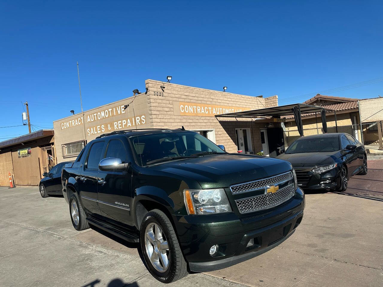 Used 2013 Chevrolet Avalanche LTZ