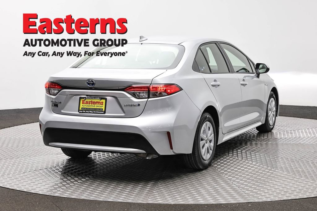 Used 2021 Toyota Corolla LE w/ Carpet Mat Package (TMS) image 5