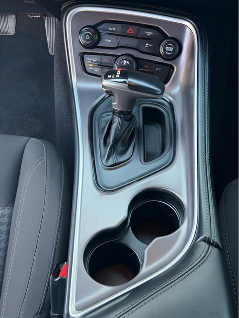 Used 2021 Dodge Challenger SXT image 34