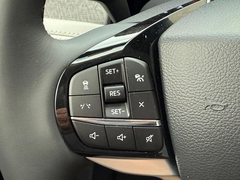 New 2026 Ford Explorer Platinum w/ LUX Leather Package image 13