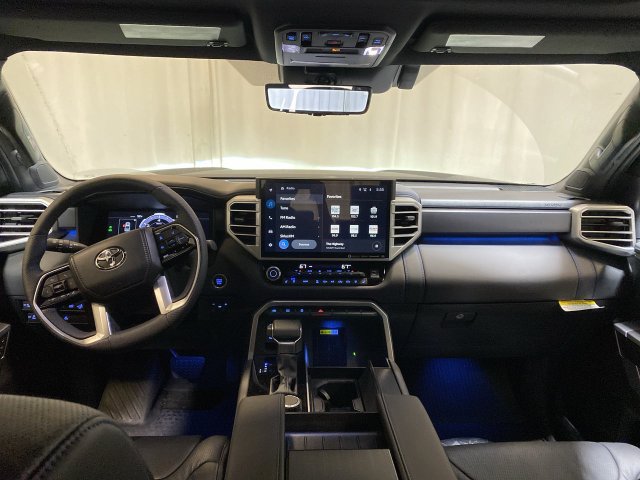 Used 2023 Toyota Tundra Platinum AWD/4WD image 12