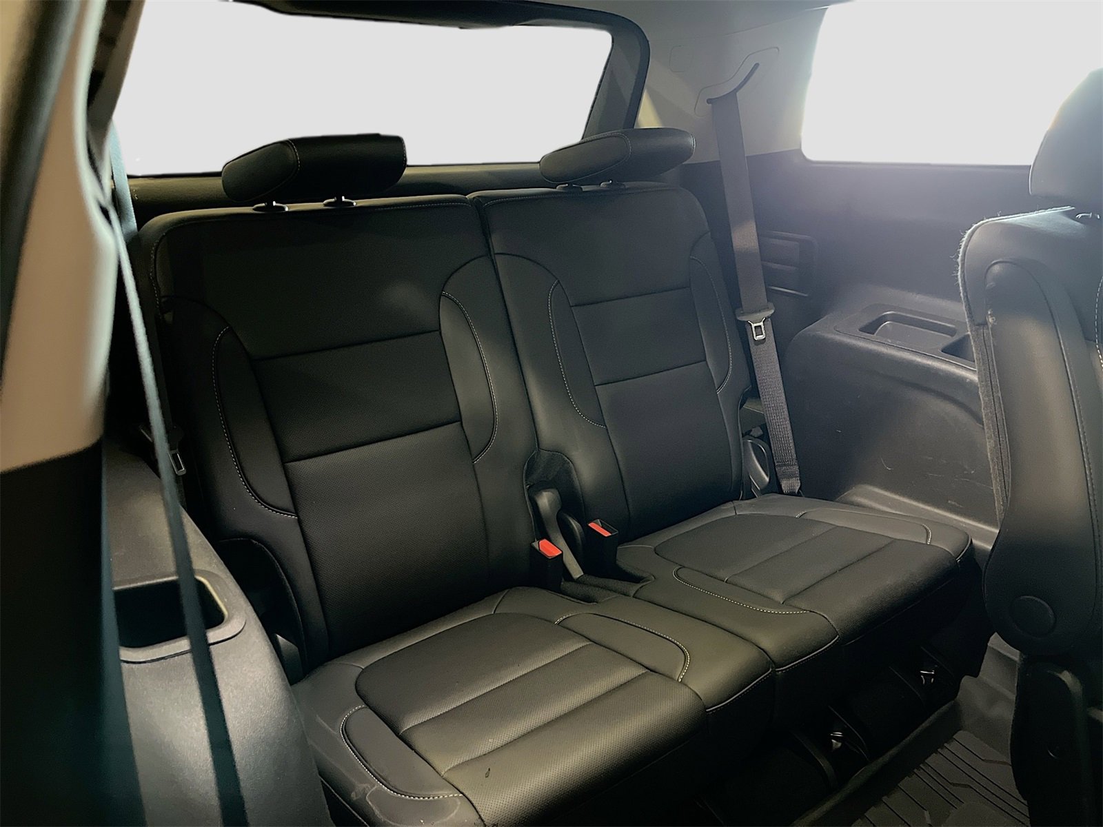 Used 2023 GMC Acadia SLT w/ Preferred Package image 29