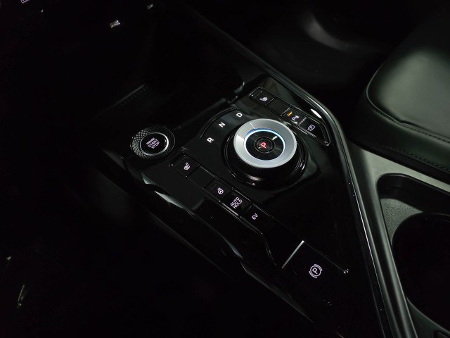 Used 2024 Kia Niro EX w/ EX Cold Weather Package image 26