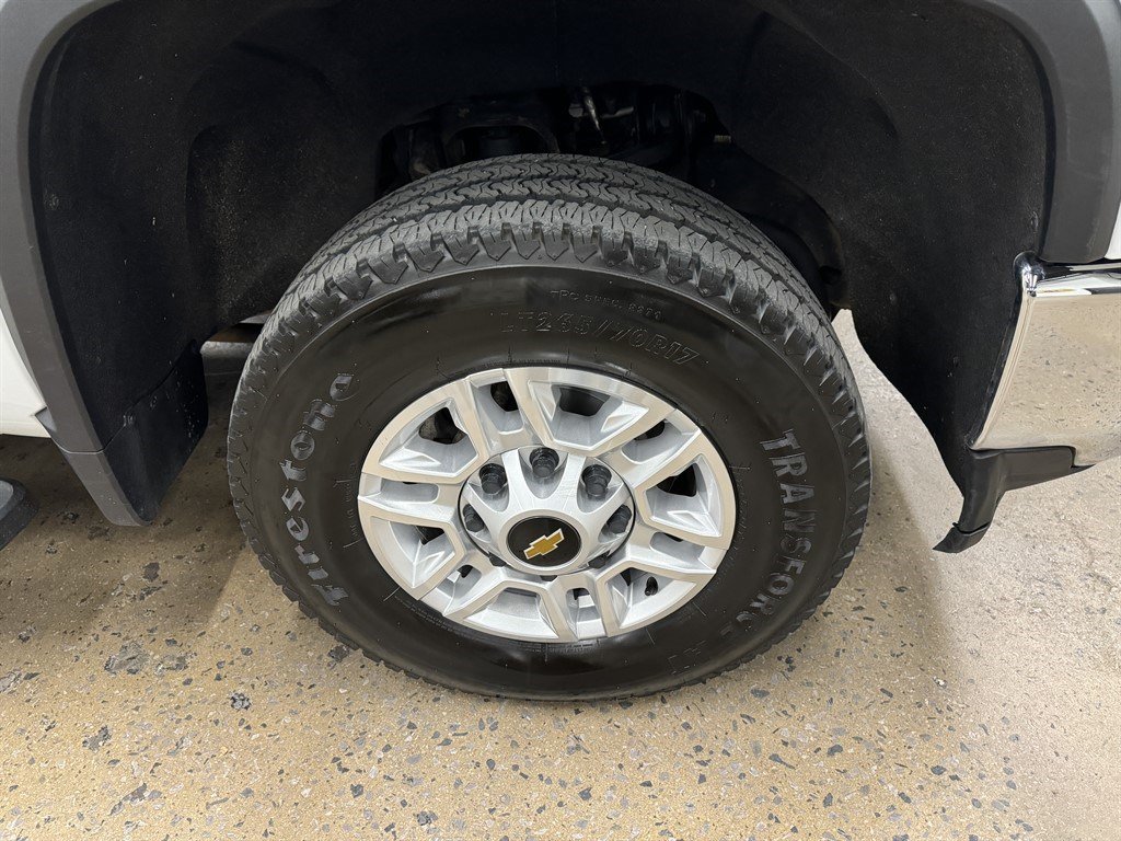 Used 2022 Chevrolet Silverado 2500 LT AWD/4WD image 19