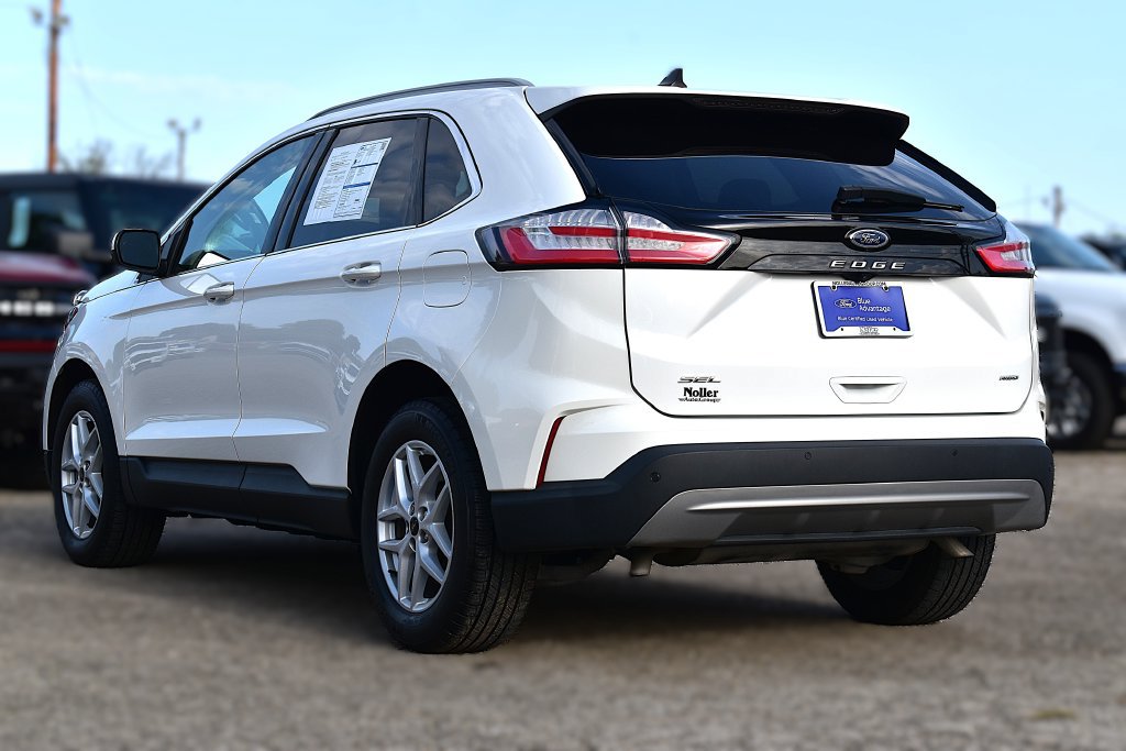 Certified 2023 Ford Edge SEL w/ Convenience Package AWD/4WD image 9