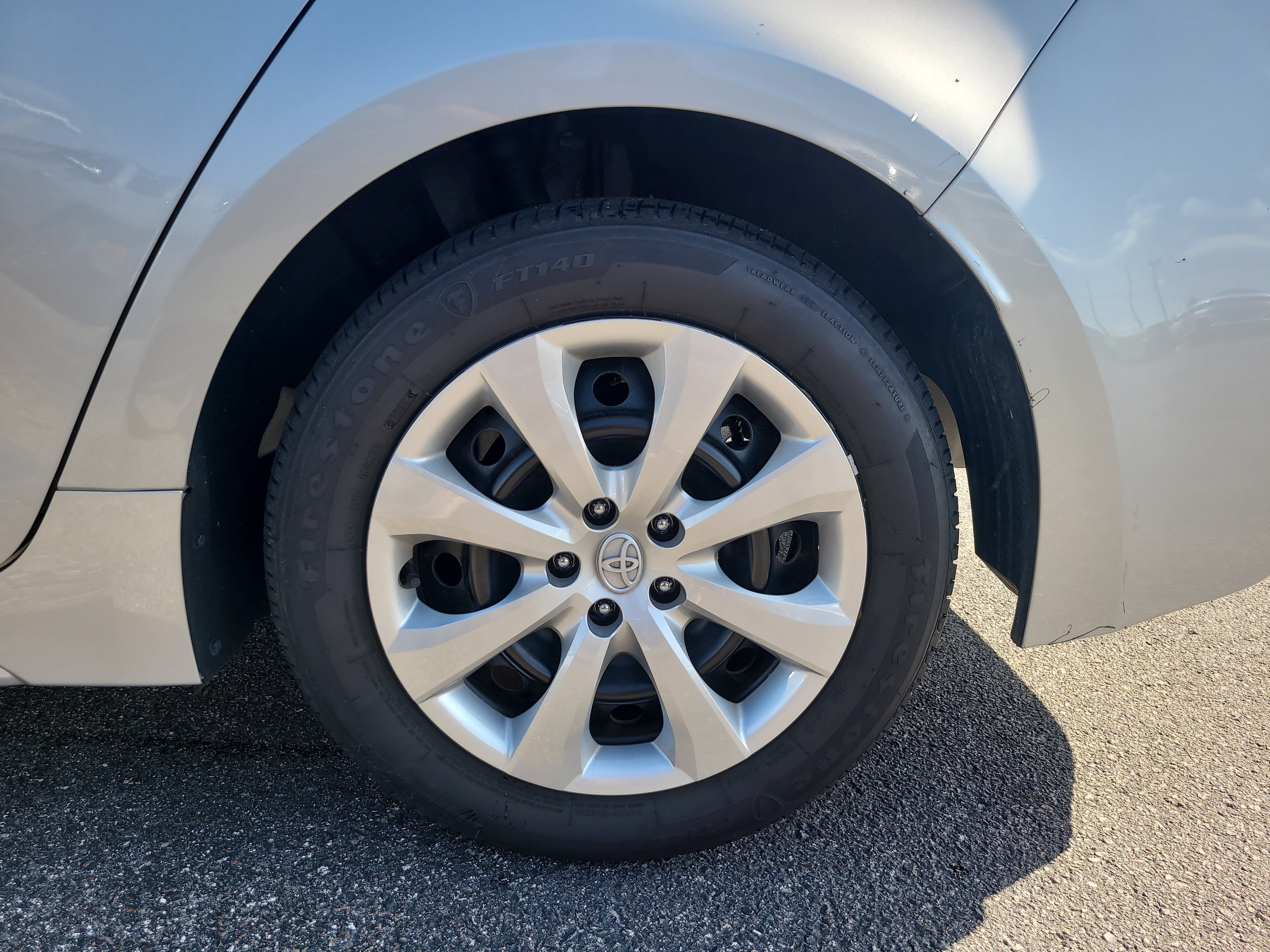 Used 2025 Toyota Corolla LE FWD image 8