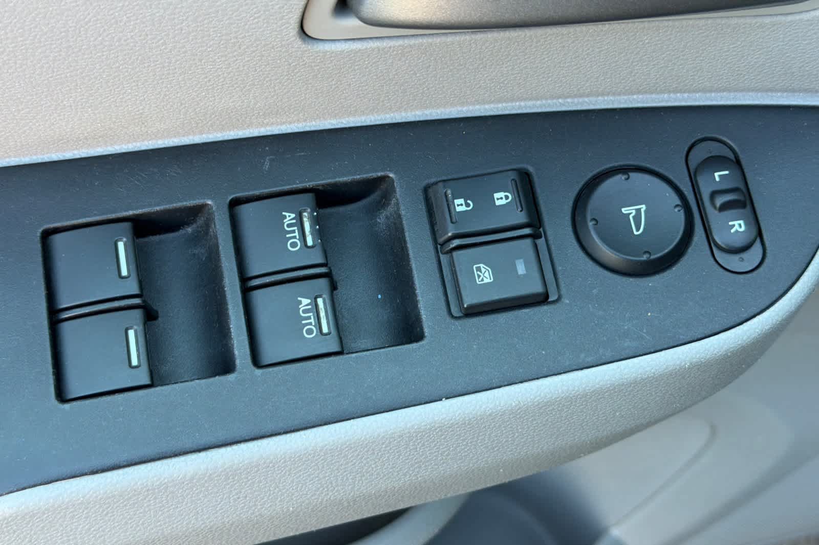 Used 2012 Honda Odyssey EX-L image 15