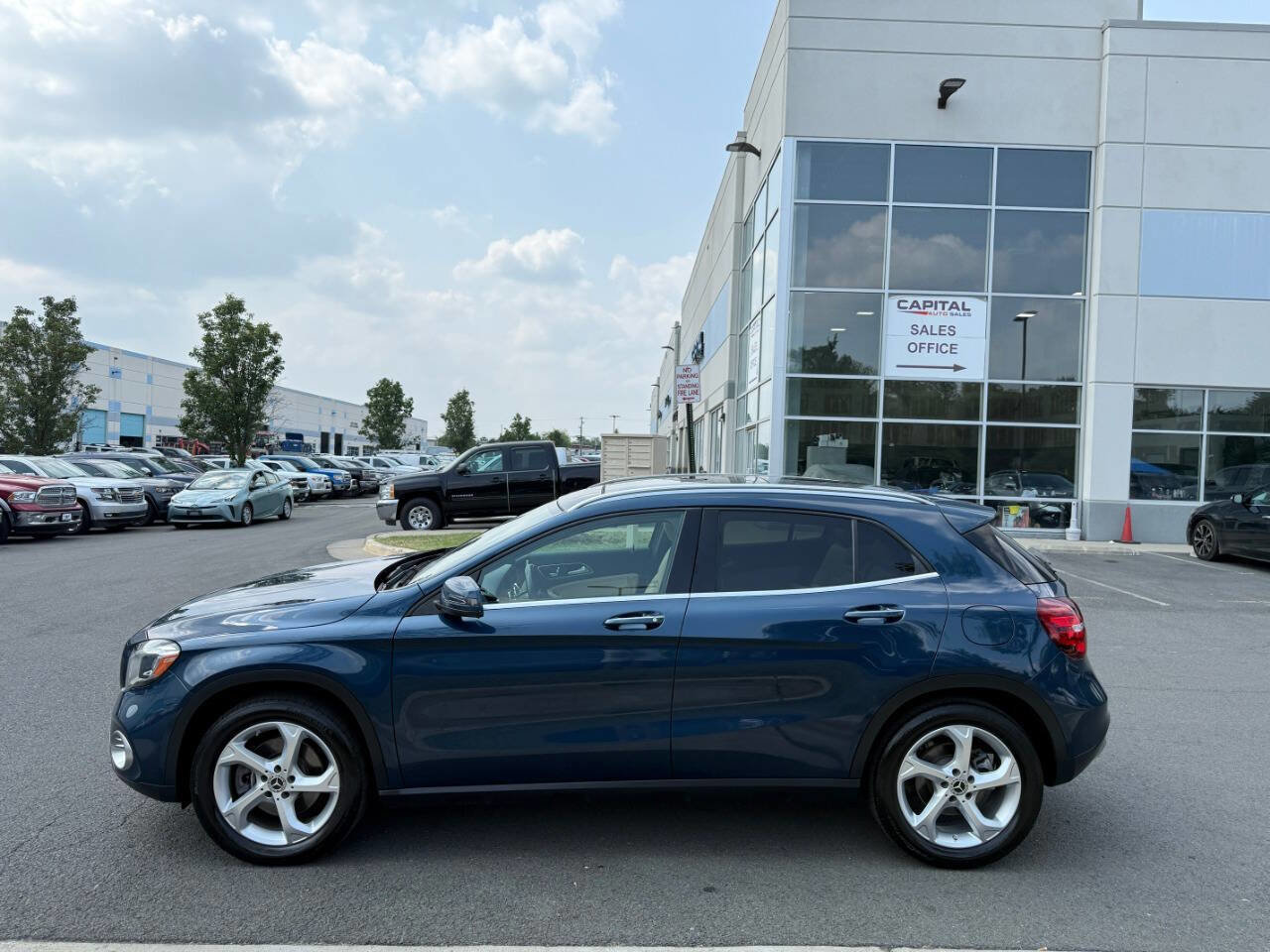 Used 2020 Mercedes-Benz GLA 250 4MATIC image 14