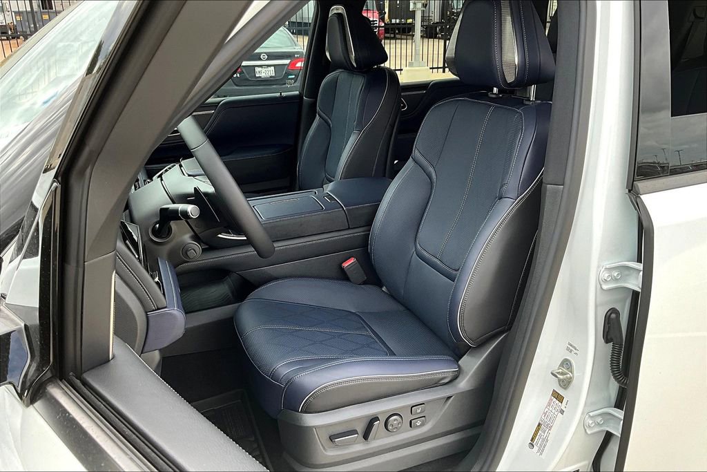 New 2026 INFINITI QX80 4WD w/ Sport Exterior Package image 24