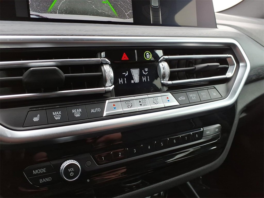 Used 2024 BMW X3 xDrive30i image 11