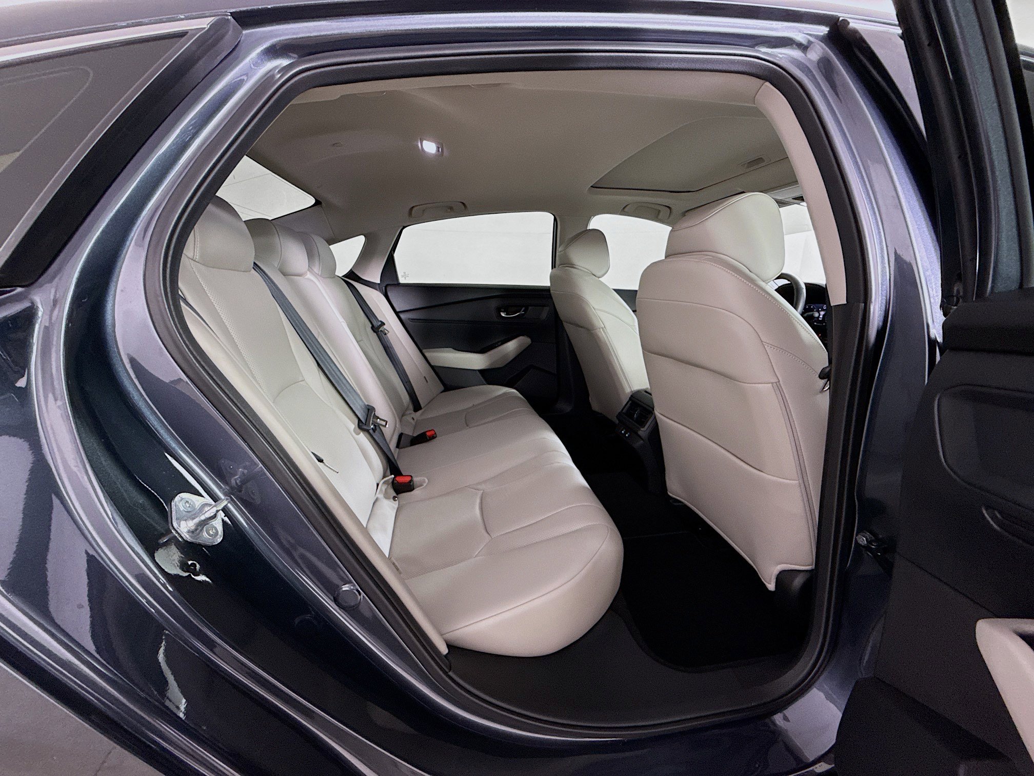Certified 2025 Honda Accord EX-L image 34