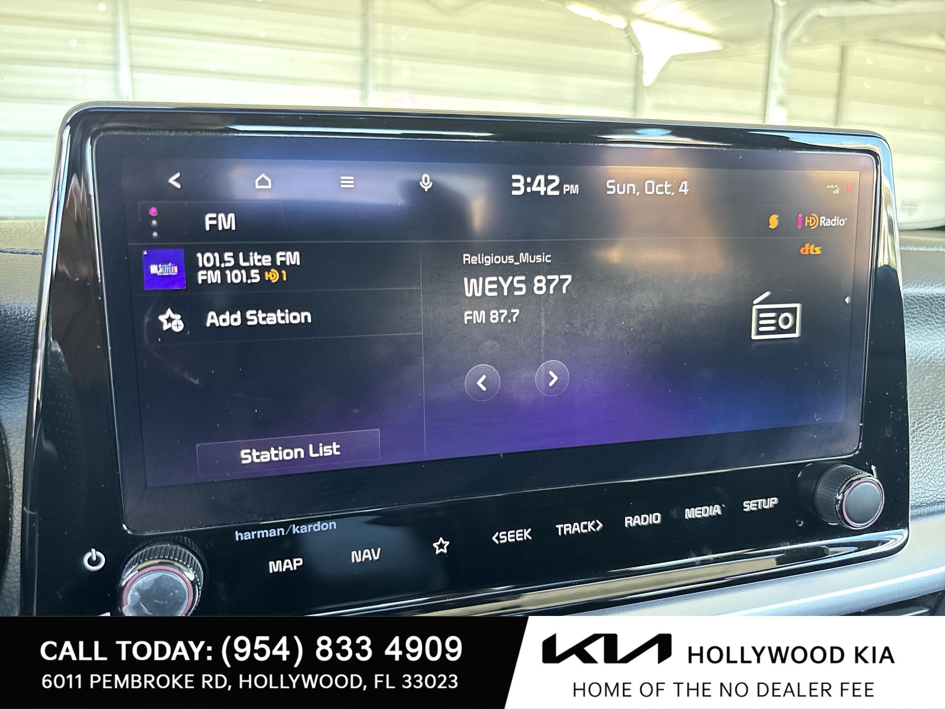 Used 2023 Kia Forte GT-Line w/ GT-Line Premium Package FWD image 12