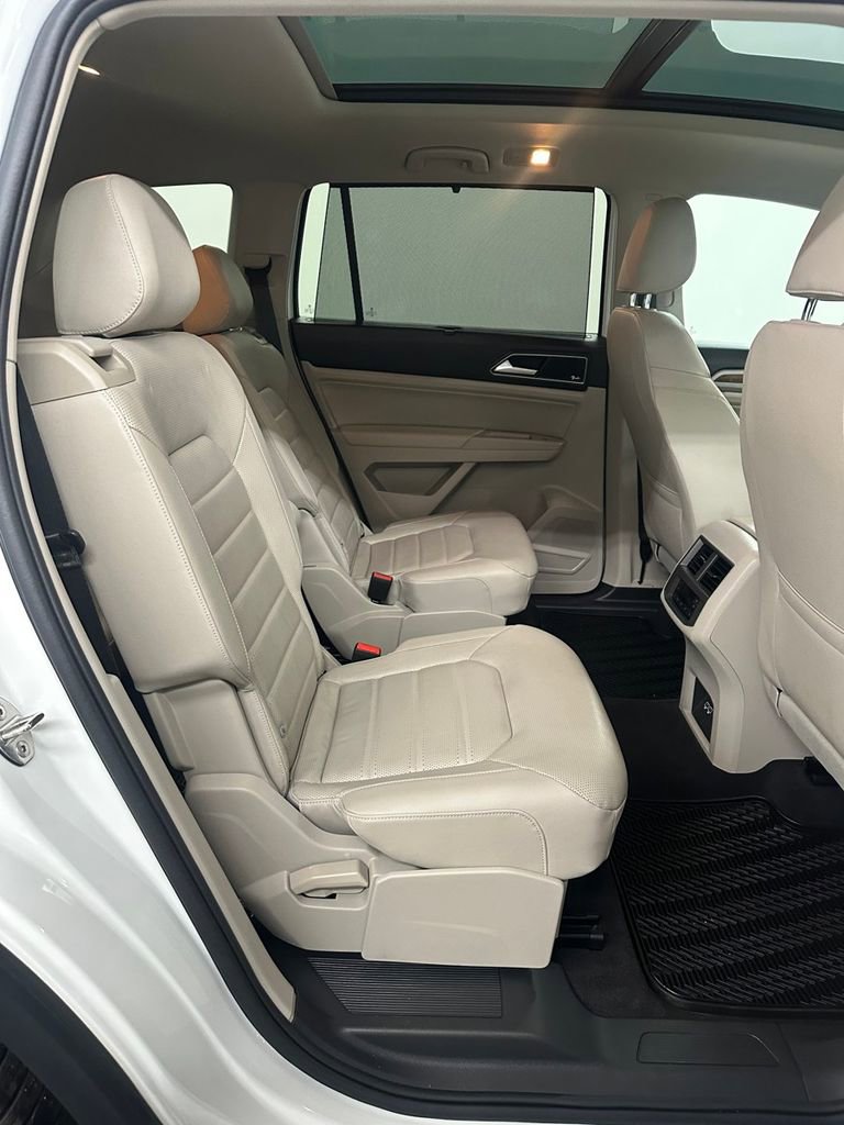 Used 2019 Volkswagen Atlas SEL Premium image 37