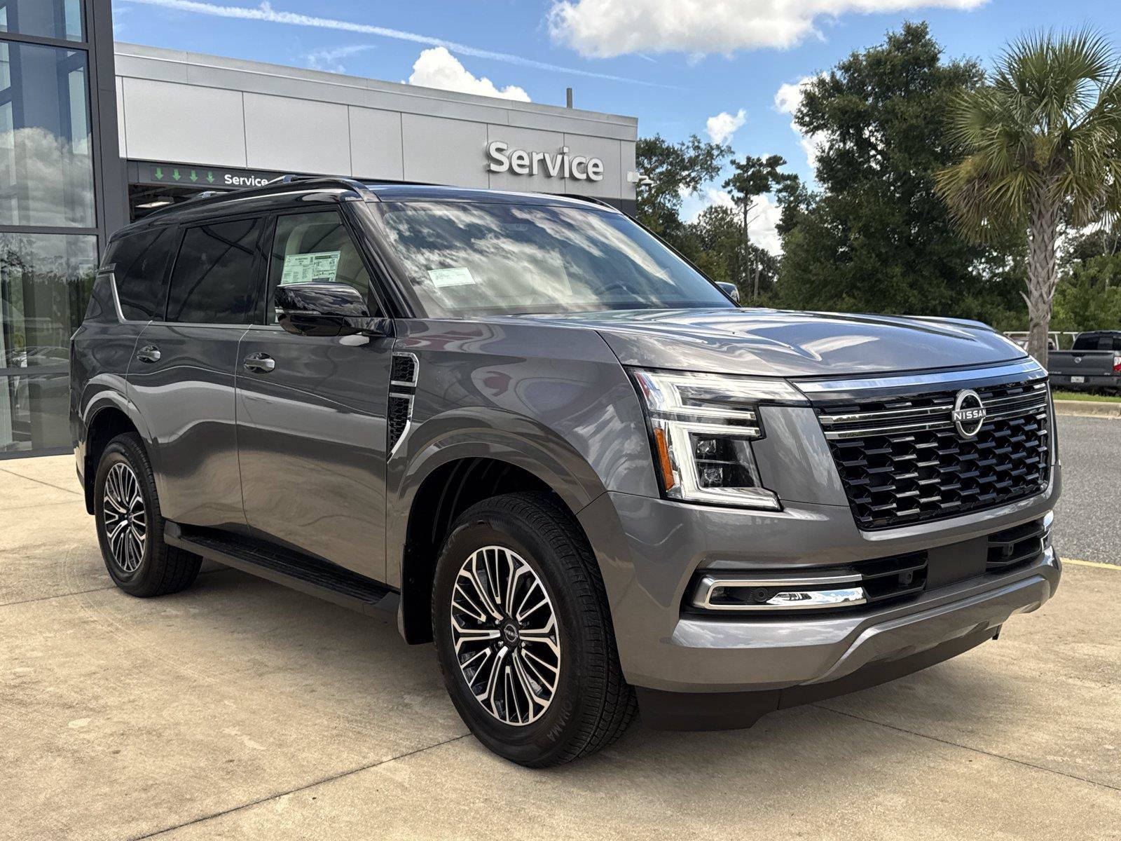 New 2026 Nissan Armada Platinum w/ Accent Package