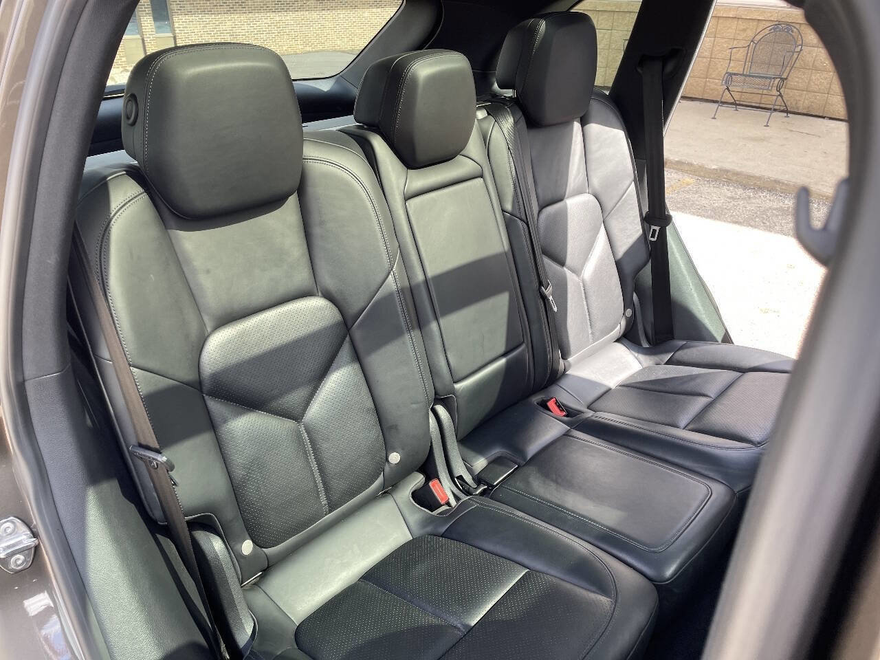 Used 2014 Porsche Cayenne image 22