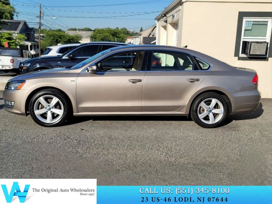 Used 2015 Volkswagen Passat 1.8T Limited Edition FWD image 8