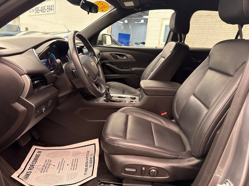 Used 2023 Chevrolet Traverse LT AWD/4WD image 9