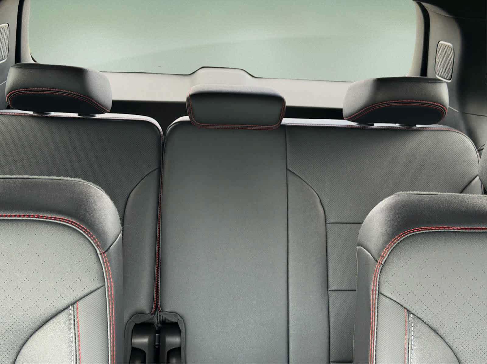 New 2026 Chevrolet Traverse RS w/ LPO, Floor Liner Package FWD image 13