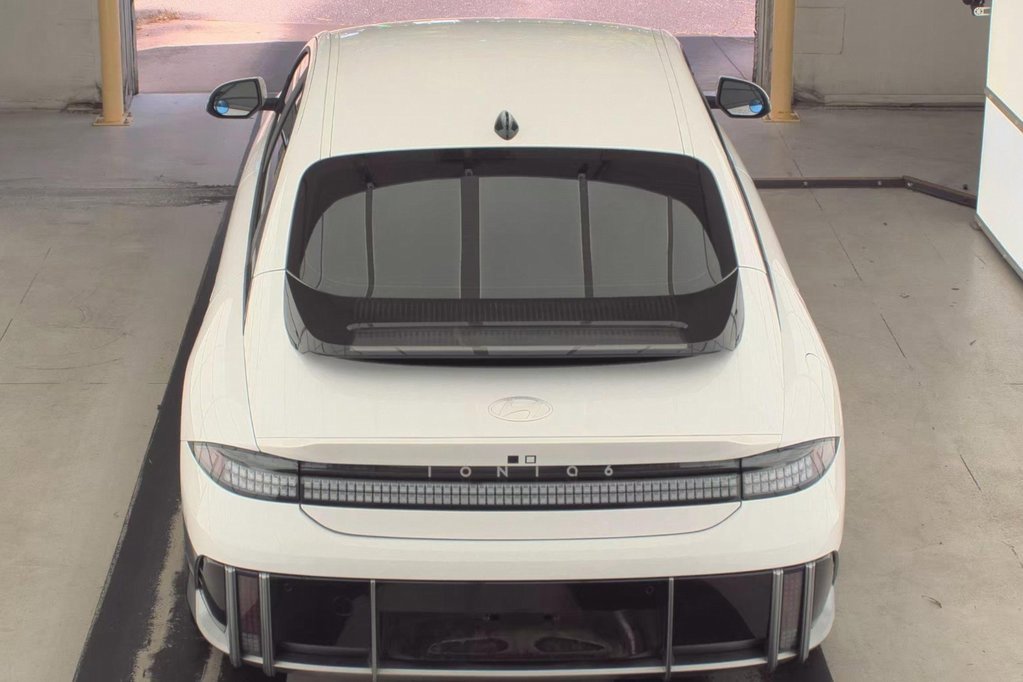 Used 2024 Hyundai Ioniq 6 SE image 6