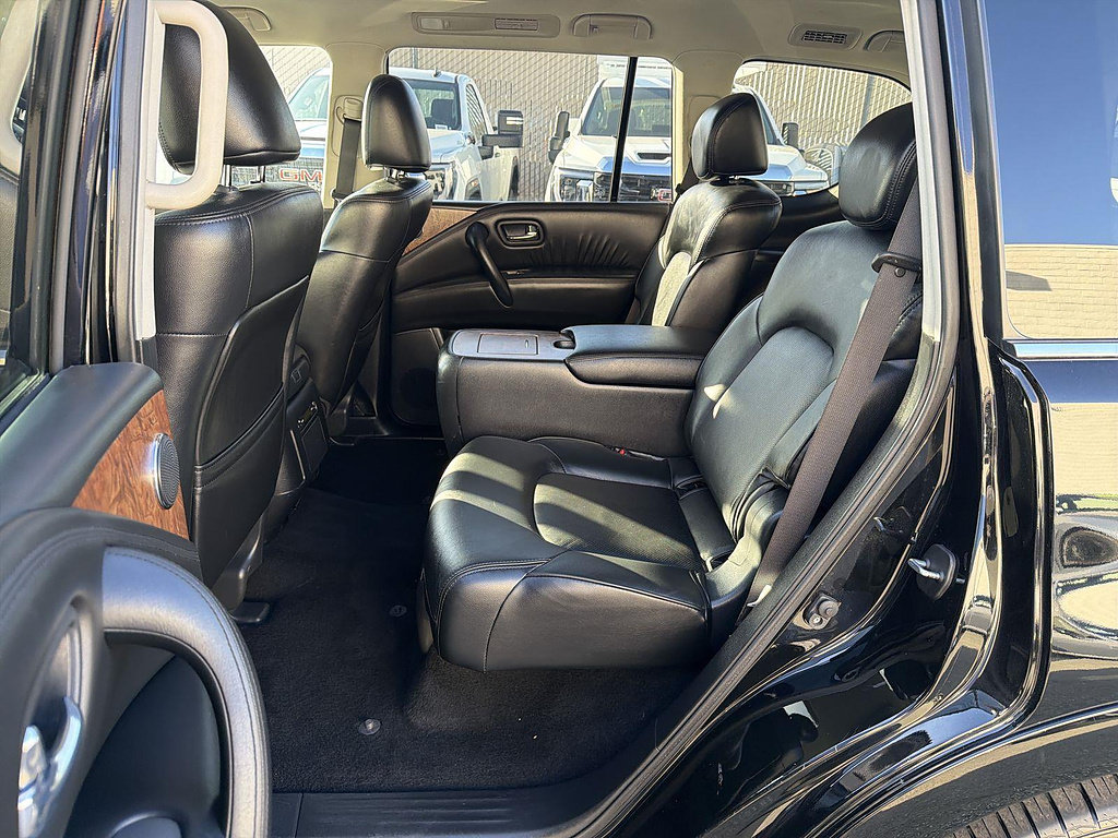 Used 2024 Nissan Armada SL w/ Captain's Chairs Package RWD image 24